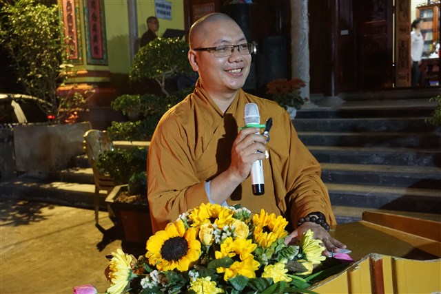 Thanh Hóa: Chùa Báo Ân tổ chức đêm hoa đăng cầu nguyện hòa bình