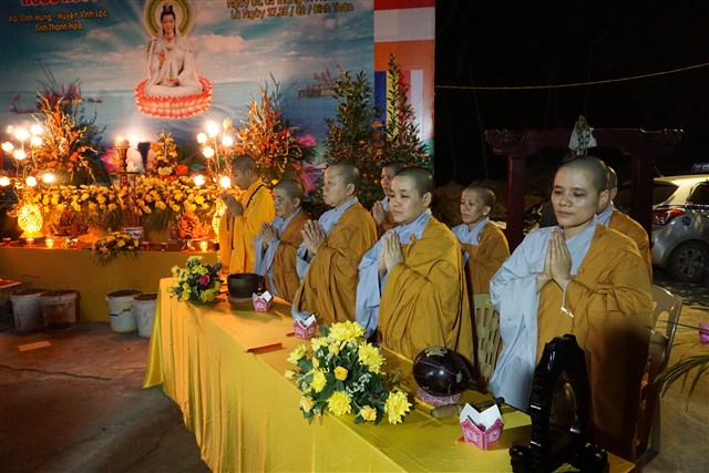 Thanh Hóa: Chùa Báo Ân tổ chức đêm hoa đăng cầu nguyện hòa bình