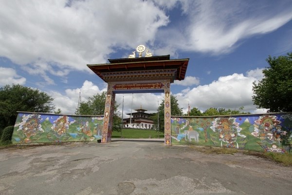 France: Chùm ảnh ngôi Chùa Dashang Kagyu Ling, Bourgogne
