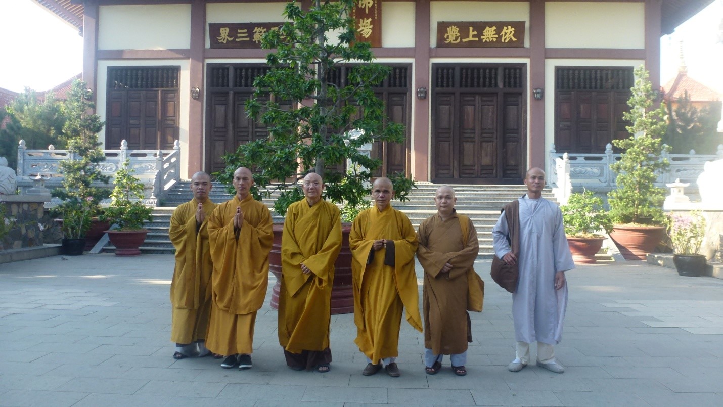 Ninh Thuận: Ban Kiến đàn Đại Giới đàn “ĐỨC TẠNG” cung thỉnh Hội đồng thập sư truyền giới.