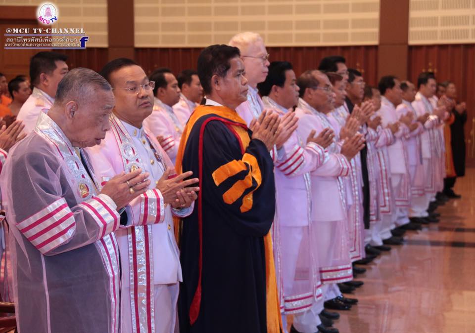 TT. Thích Nhật Từ nhận bằng tiến sĩ danh dự của trường đại học Mahachulalongkorn - Thái Lan