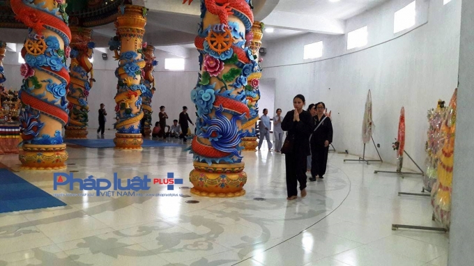 Gần 3 nghìn người về dự lễ Đại lễ Phật Đản tại Đại bảo tháp Mandala Tây Thiên