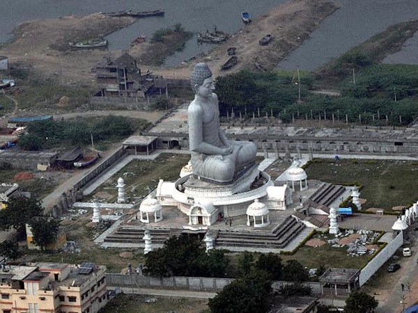 Ấn Độ: Chùm ảnh tượng Phật trong Khu phức hợp Thiền Phật tại Amaravati
