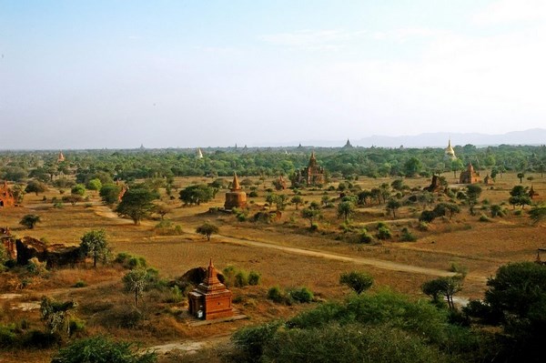Myanmar: Chùm ảnh Ngôi Cổ tự Shwesantaw đầy quyến rũ khi ánh bình minh tỏa rạng