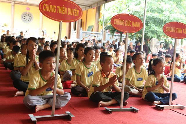 Thái Nguyên bế mạc khóa tu &quot;Hương Từ Bi &quot; chùa Từ Quang