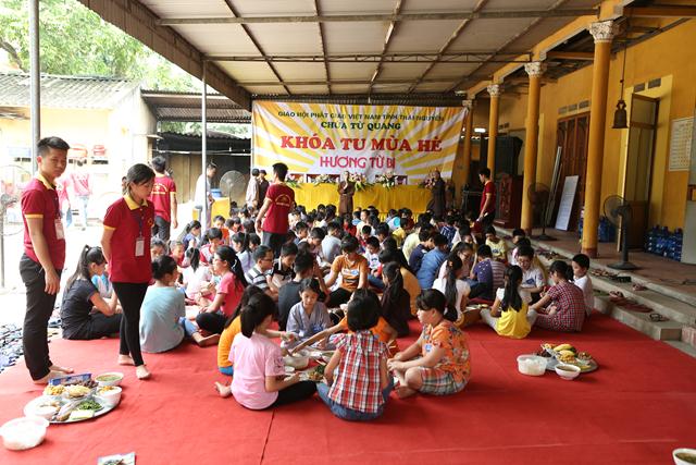 Thái Nguyên: Khai mạc khóa tu mùa hè “Hương Từ Bi” tại chùa Từ Quang
