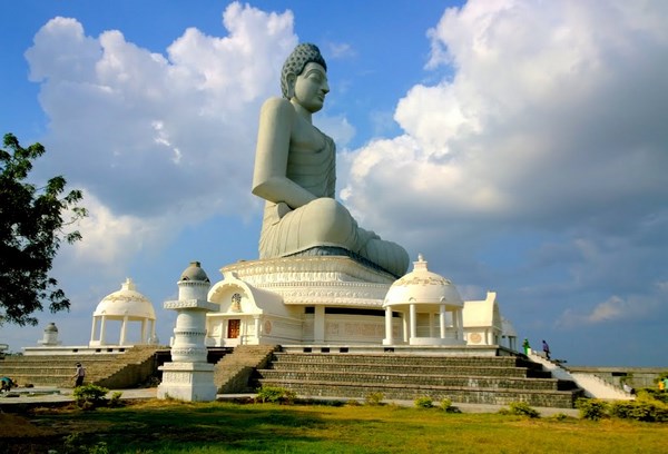 Ấn Độ: Chùm ảnh tượng Phật trong Khu phức hợp Thiền Phật tại Amaravati