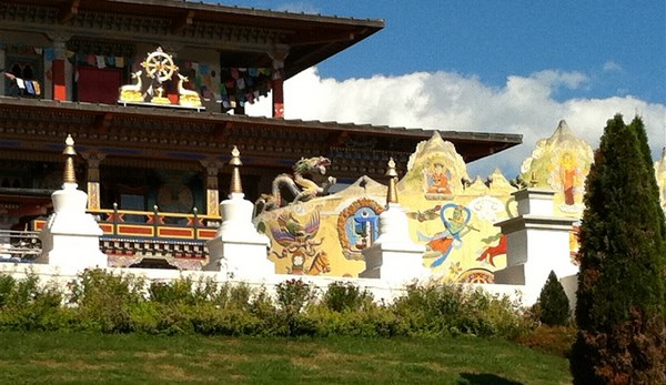 France: Chùm ảnh ngôi Chùa Dashang Kagyu Ling, Bourgogne