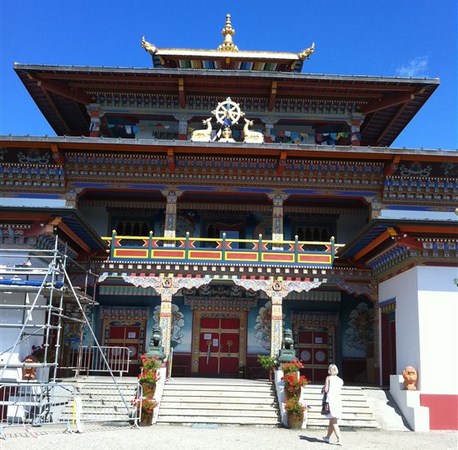 France: Chùm ảnh ngôi Chùa Dashang Kagyu Ling, Bourgogne