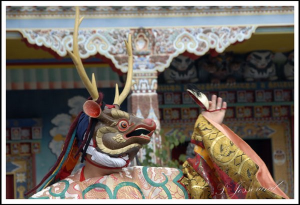 France: Chùm ảnh ngôi Chùa Dashang Kagyu Ling, Bourgogne