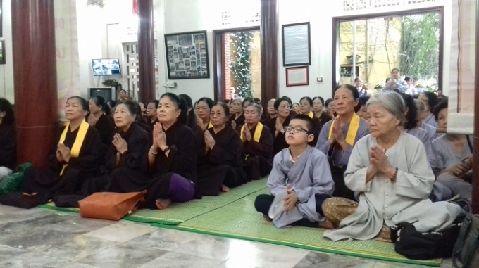 Những hình ảnh đẹp nhất tại đại lễ Phật Đản ở chùa Cát Linh