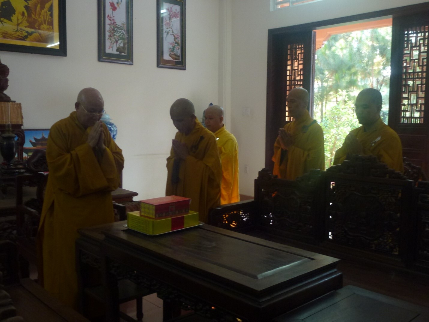 Ninh Thuận: Ban Kiến đàn Đại Giới đàn “ĐỨC TẠNG” cung thỉnh Hội đồng thập sư truyền giới.
