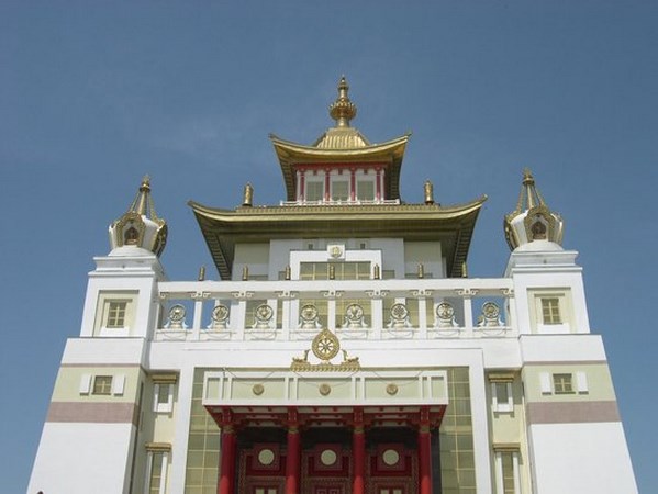 Nga: Chùm ảnh Buddha Shakyamuni, một trong những ngôi chùa lớn nhất châu Âu