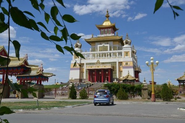 Nga: Chùm ảnh Buddha Shakyamuni, một trong những ngôi chùa lớn nhất châu Âu