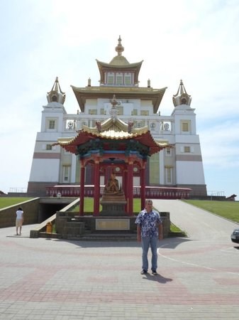 Nga: Chùm ảnh Buddha Shakyamuni, một trong những ngôi chùa lớn nhất châu Âu