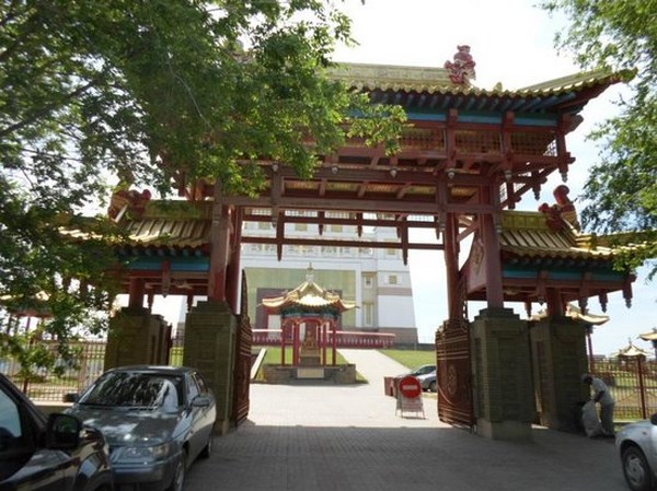 Nga: Chùm ảnh Buddha Shakyamuni, một trong những ngôi chùa lớn nhất châu Âu