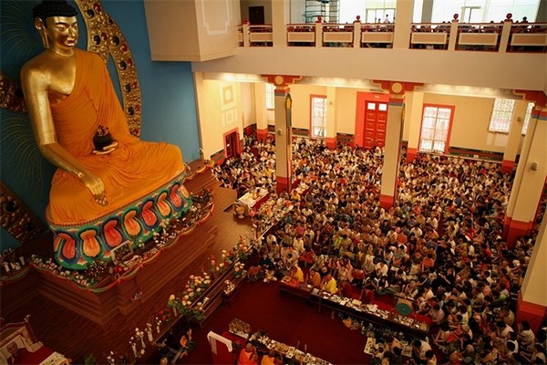 Nga: Chùm ảnh Buddha Shakyamuni, một trong những ngôi chùa lớn nhất châu Âu