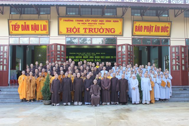Cung tiễn Ân Sư