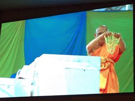 Lễ rót vàng đúc tượng Phật và chúc thọ viện trưởng tu viện Dhammakaya