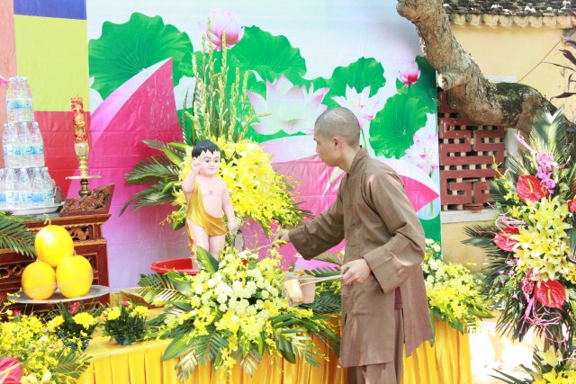 Hà Nam: Phật đản về trên Nhân Thắng (Tiến Thắng, Lý Nhân)