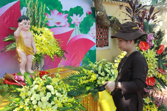 Hà Nam: Phật đản về trên Nhân Thắng (Tiến Thắng, Lý Nhân)