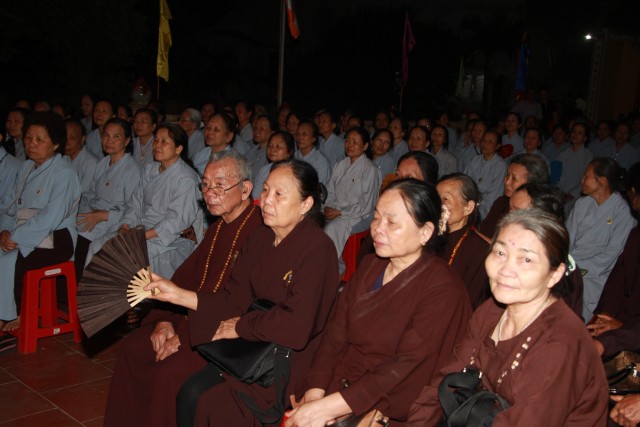 Hà Nam: Phật đản về trên Nhân Thắng (Tiến Thắng, Lý Nhân)
