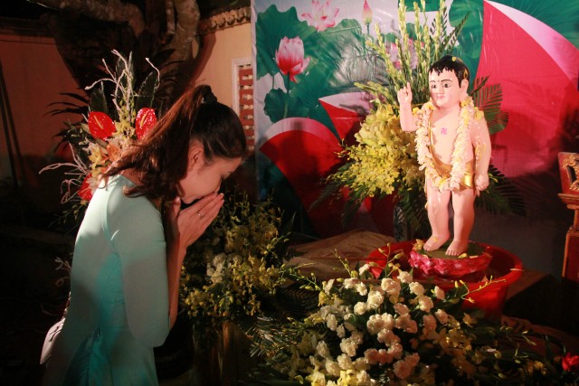Hà Nam: Phật đản về trên Nhân Thắng (Tiến Thắng, Lý Nhân)