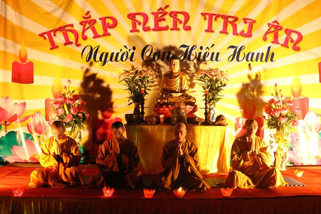 Thái Nguyên bế mạc khóa tu &quot;Hương Từ Bi &quot; chùa Từ Quang