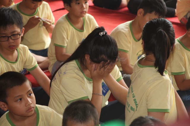 Thái Nguyên: Đêm thắp nến tri ân khóa tu “HƯƠNG TỪ BI” tại Chùa Từ Quang