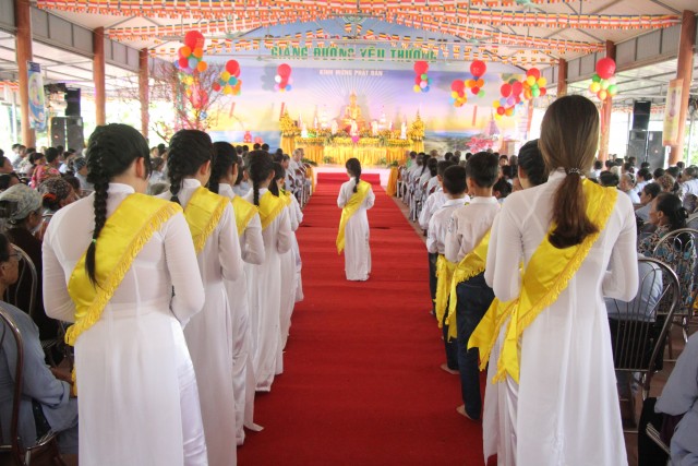 Thái Bình: Phật đản về với chùa Văn Môn
