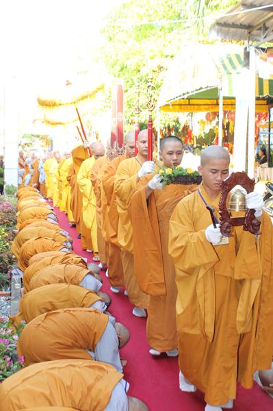 Đồng Tháp: Đại Giới Đàn Vĩnh Đạt Truyền Giới Sa Di – Sa Di Ni