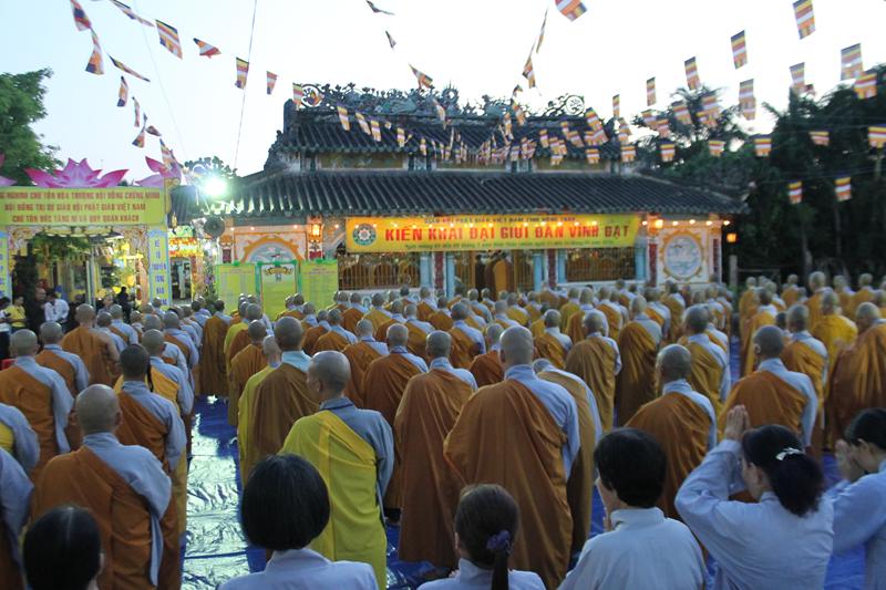 Đồng Tháp: Đại Giới Đàn Vĩnh Đạt Truyền Giới Sa Di – Sa Di Ni