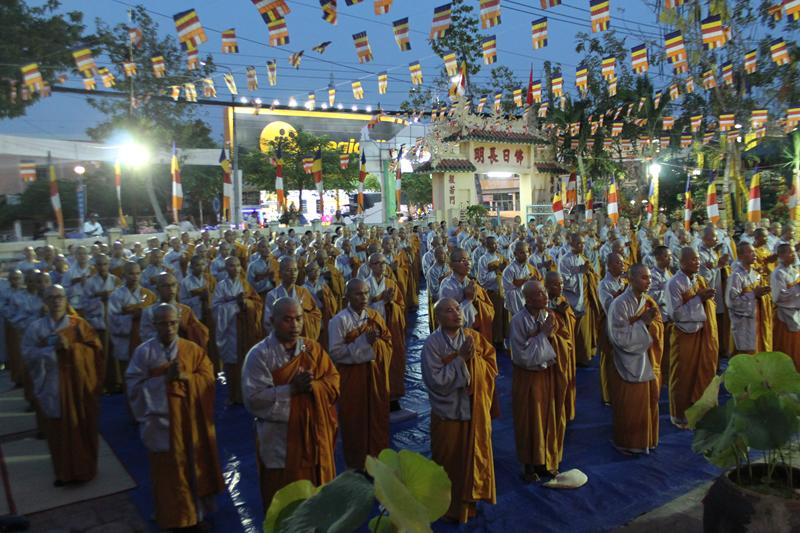 Đồng Tháp: Đại Giới Đàn Vĩnh Đạt Truyền Giới Sa Di – Sa Di Ni