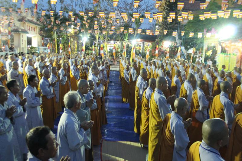 Đồng Tháp: Đại Giới Đàn Vĩnh Đạt Truyền Giới Sa Di – Sa Di Ni