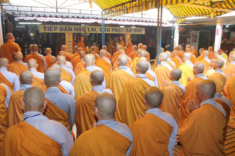 Đồng Tháp: Truyền Giới Tỳ Kheo &amp; Bế Mạc Giới Đàn