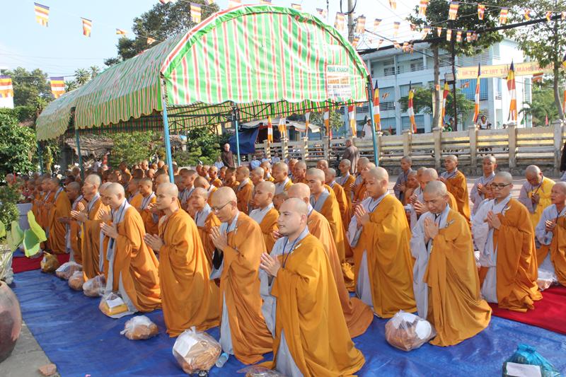 Đồng Tháp: Truyền Giới Tỳ Kheo &amp; Bế Mạc Giới Đàn