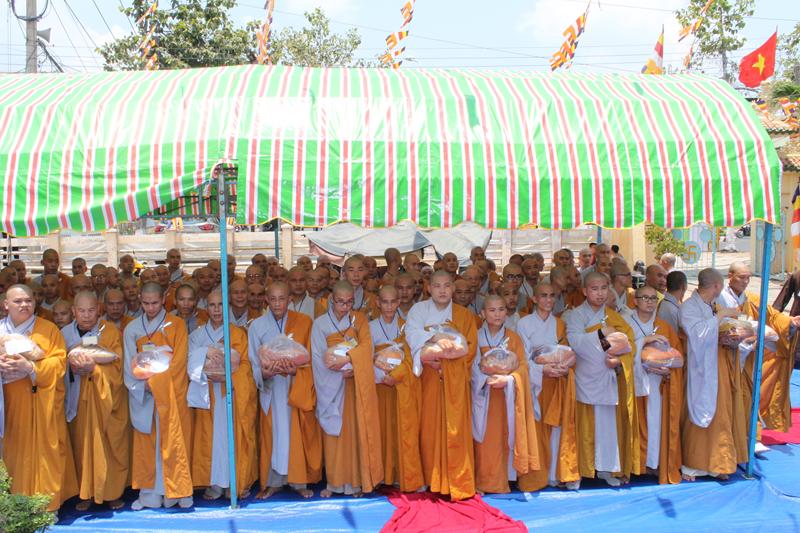 Đồng Tháp: Truyền Giới Tỳ Kheo &amp; Bế Mạc Giới Đàn