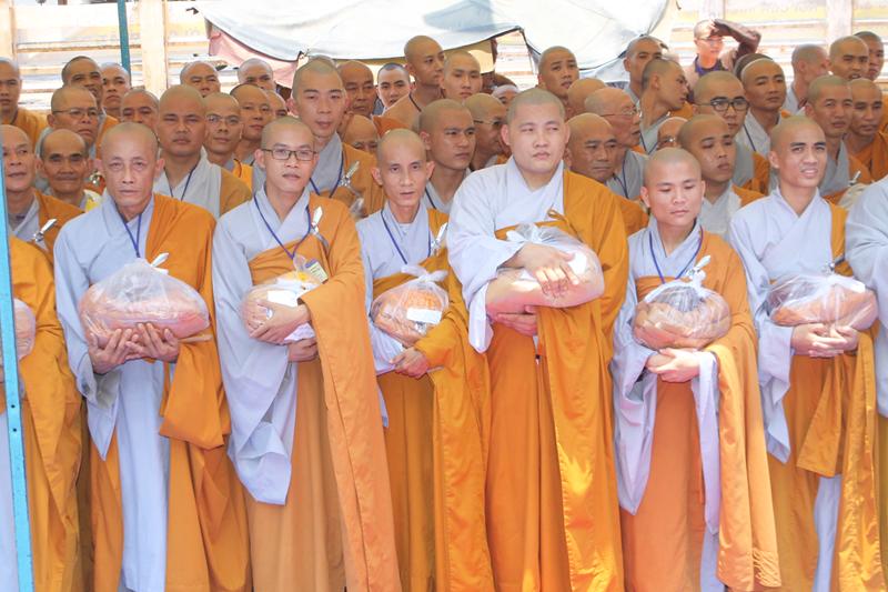 Đồng Tháp: Truyền Giới Tỳ Kheo &amp; Bế Mạc Giới Đàn