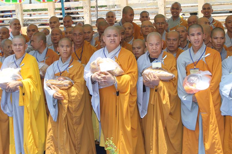 Đồng Tháp: Truyền Giới Tỳ Kheo &amp; Bế Mạc Giới Đàn