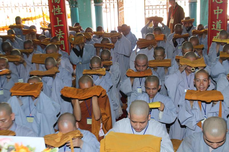 Đồng Tháp: Truyền Giới Tỳ Kheo &amp; Bế Mạc Giới Đàn