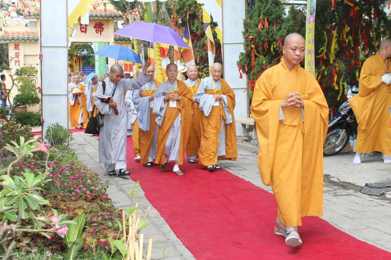 Đồng Tháp: Truyền Giới Tỳ Kheo &amp; Bế Mạc Giới Đàn