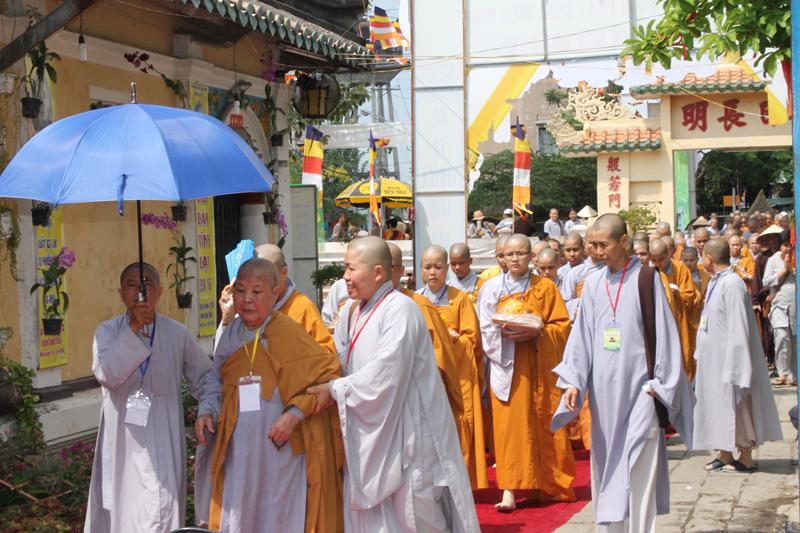 Đồng Tháp: Truyền Giới Tỳ Kheo &amp; Bế Mạc Giới Đàn