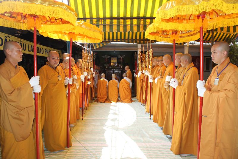 Đồng Tháp: Truyền Giới Tỳ Kheo &amp; Bế Mạc Giới Đàn