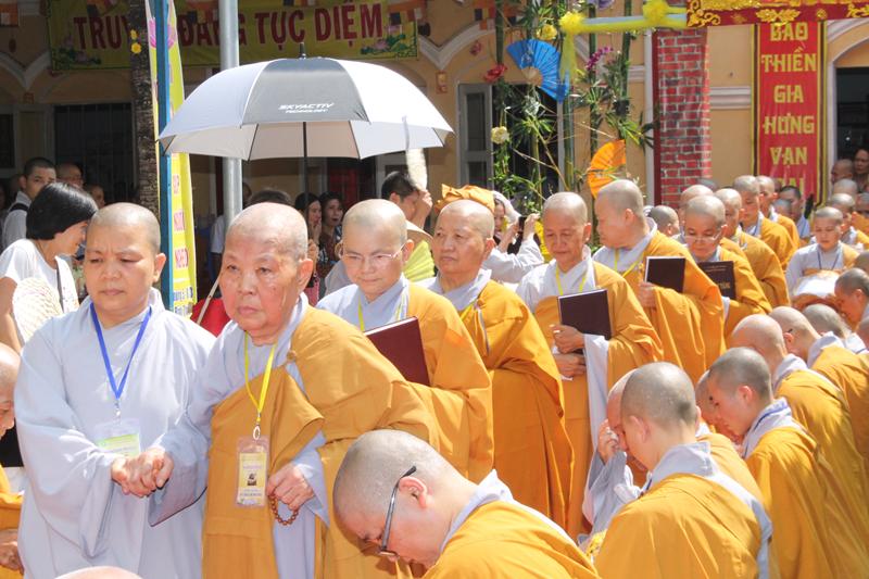 Đồng Tháp: Truyền Giới Tỳ Kheo &amp; Bế Mạc Giới Đàn