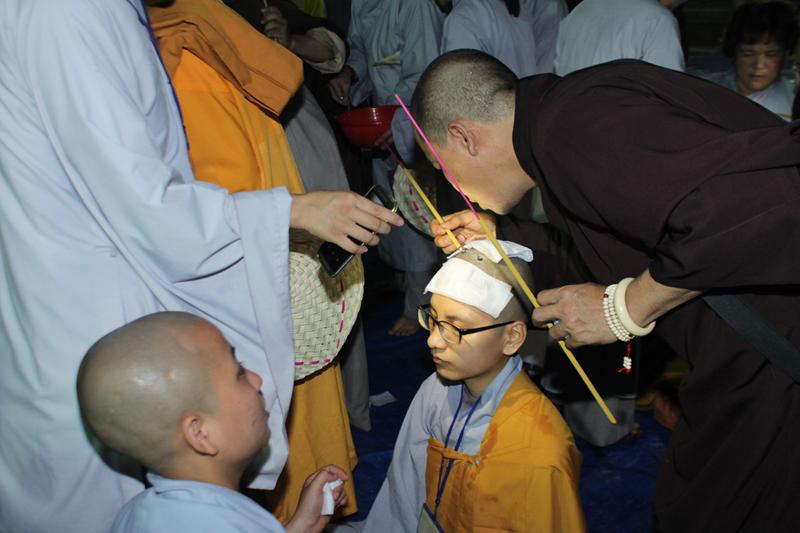 Đồng Tháp: Truyền Giới Tỳ Kheo &amp; Bế Mạc Giới Đàn