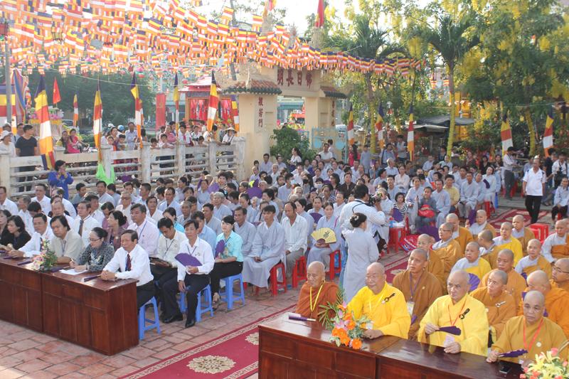 BTS. PG Đồng Tháp Tổ Chức Đại Lễ Phật Đản Phật Lịch 2560