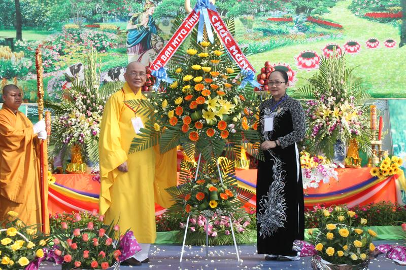 BTS. PG Đồng Tháp Tổ Chức Đại Lễ Phật Đản Phật Lịch 2560