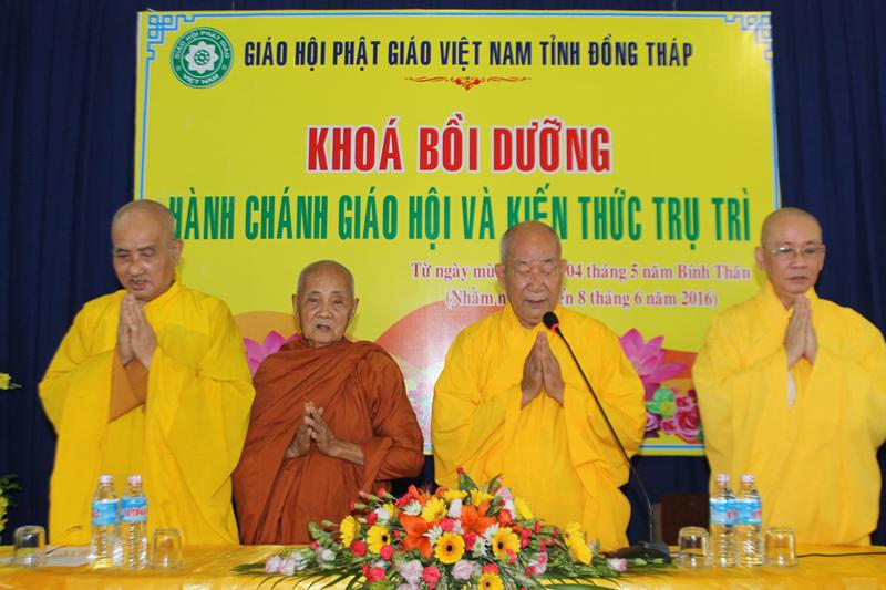 BTS. PG Đồng Tháp Khai Giảng Khóa Hành Chánh Trụ Trì Năm 2016