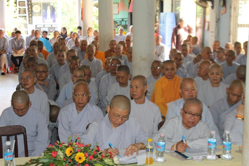 BTS. PG Đồng Tháp Khai Giảng Khóa Hành Chánh Trụ Trì Năm 2016