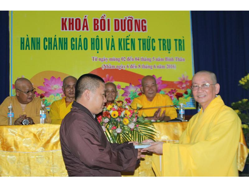 PG Đồng Tháp: Bế Mạc Khóa Bồi Dưỡng Kiến Thức Trụ Trì